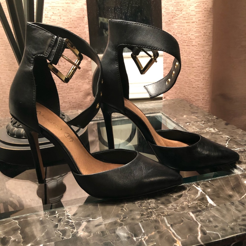 Black ALDO heels size 6